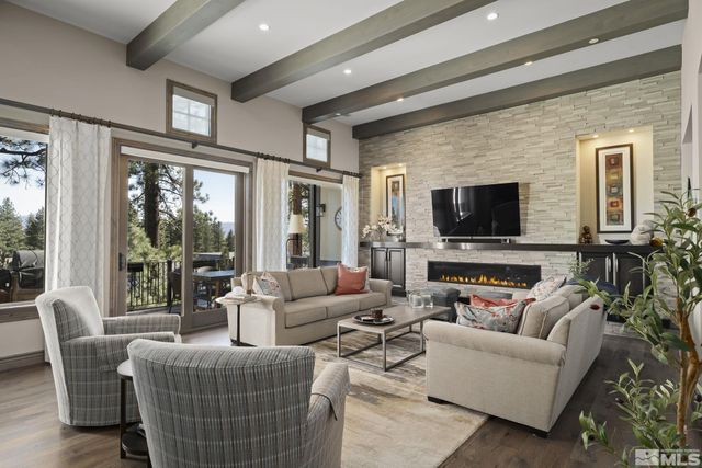 20588 Chanson Way, Reno, NV 89511