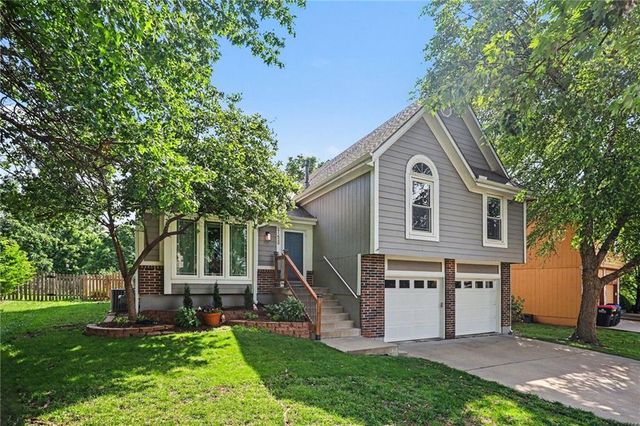 21620 W 53rd Street, Shawnee, KS 66226