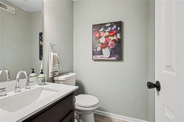 21620 W 53rd Street, Shawnee, KS 66226
