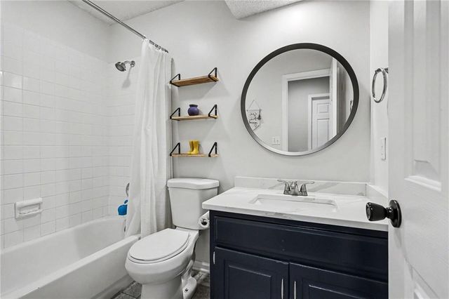 21620 W 53rd Street, Shawnee, KS 66226