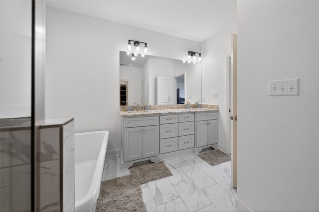 11930 Gillian Court, Tyler, TX 75703