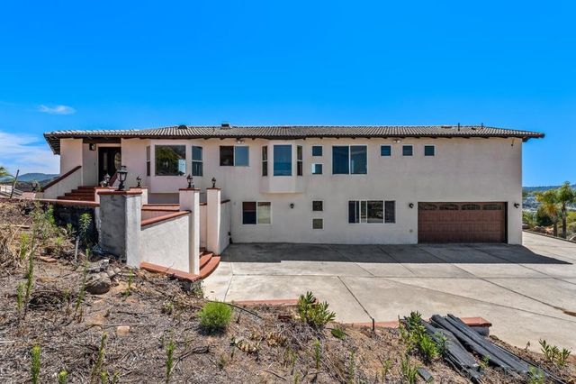 2155 Vista Valley Rim Pl, El Cajon, CA 92019