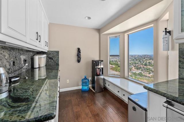 2155 Vista Valley Rim Pl, El Cajon, CA 92019