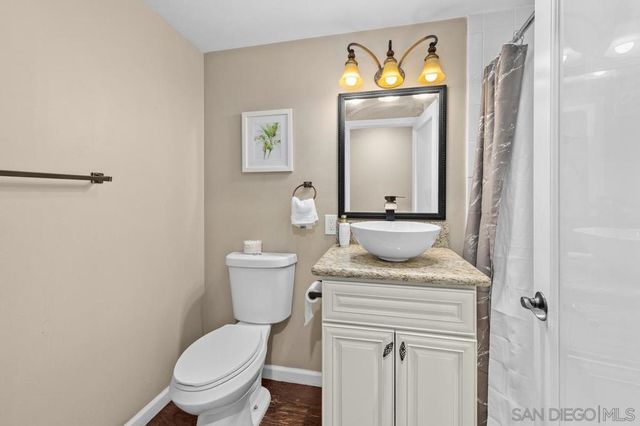 2155 Vista Valley Rim Pl, El Cajon, CA 92019