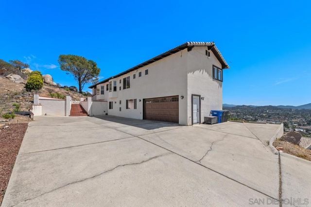 2155 Vista Valley Rim Pl, El Cajon, CA 92019