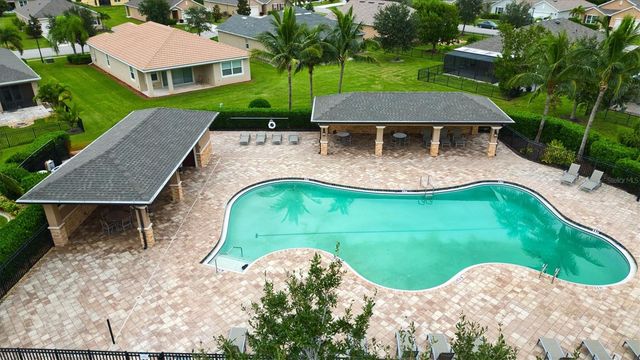 25312 E LENOX CIRCLE, Punta Gorda, FL 33950