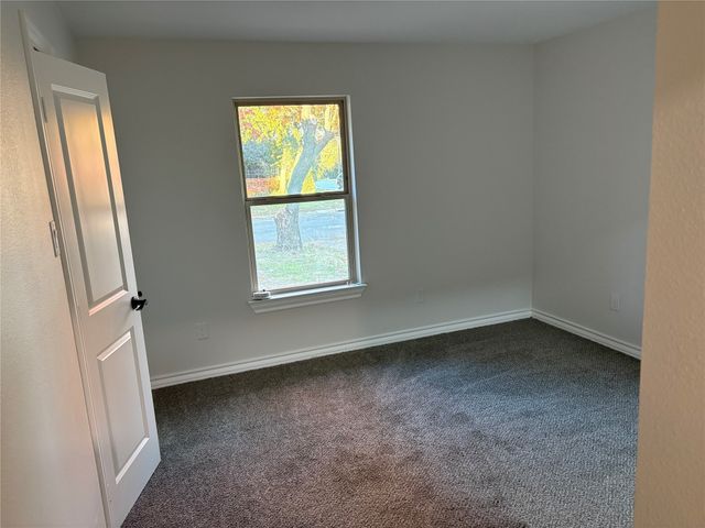 2303 Royal Acres Drive, Denton, TX 76209