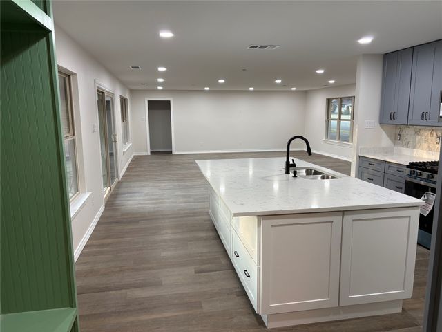 2303 Royal Acres Drive, Denton, TX 76209