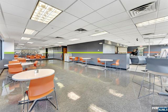 2200 Fletcher Avenue Cafeteria, Fort Lee, NJ 07024