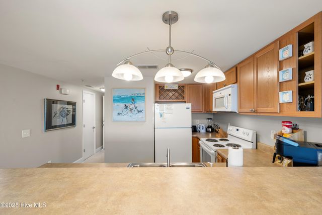 2203 Surfrider Circle C, Kure Beach, NC 28449