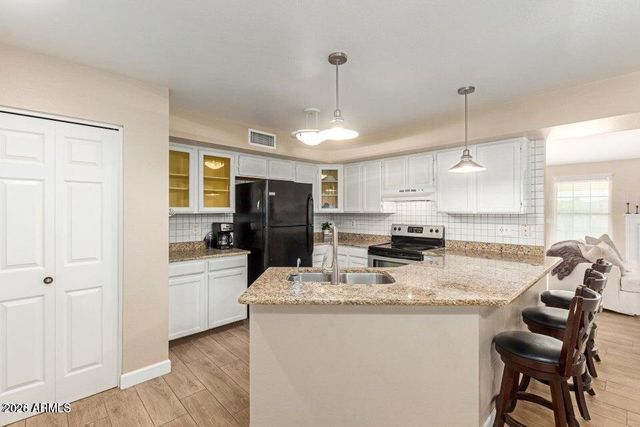 15014 N 48TH Place, Scottsdale, AZ 85254