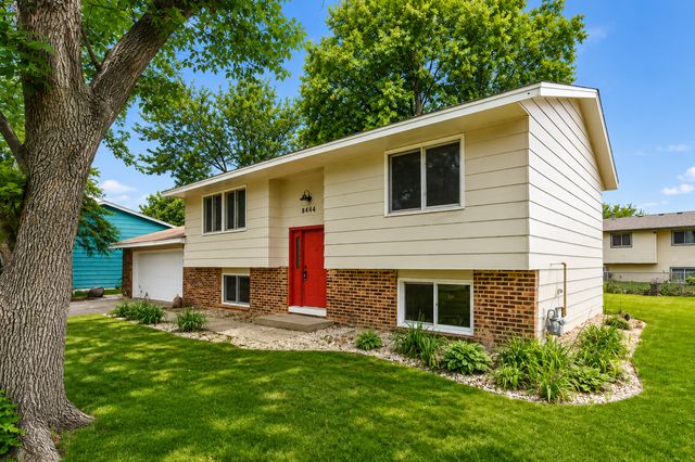 8444 Brunswick Court N, Brooklyn Park, MN 55443