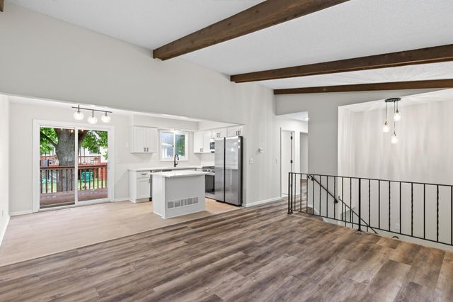 8444 Brunswick Court N, Brooklyn Park, MN 55443