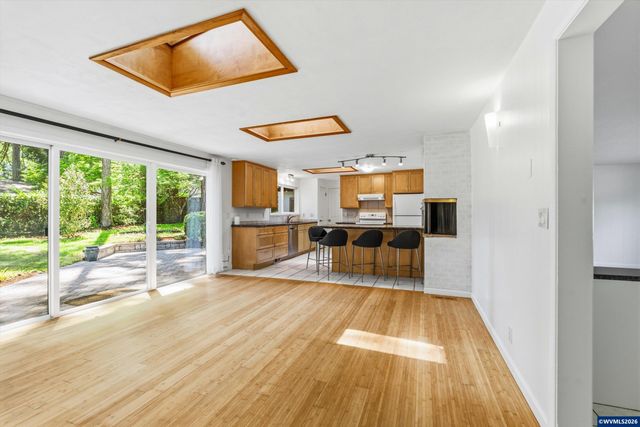 3316 NW Firwood Dr, Corvallis, OR 97330