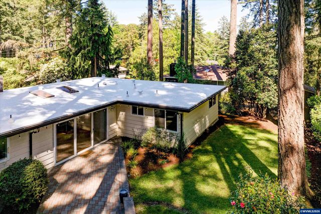 3316 NW Firwood Dr, Corvallis, OR 97330