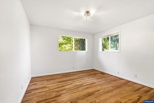 3316 NW Firwood Dr, Corvallis, OR 97330