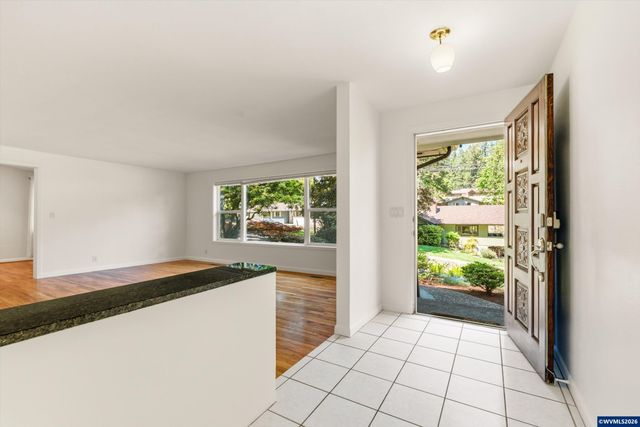3316 NW Firwood Dr, Corvallis, OR 97330