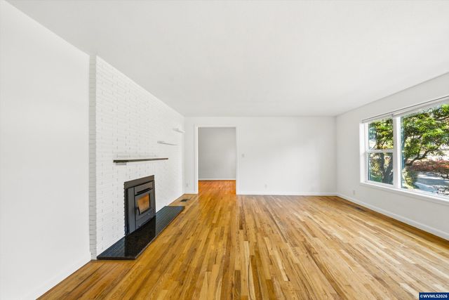 3316 NW Firwood Dr, Corvallis, OR 97330