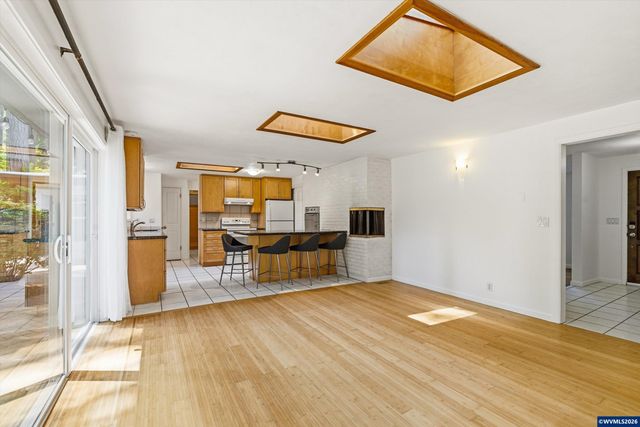 3316 NW Firwood Dr, Corvallis, OR 97330
