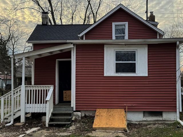 2670 Perdue Avenue, Columbus, OH 43211