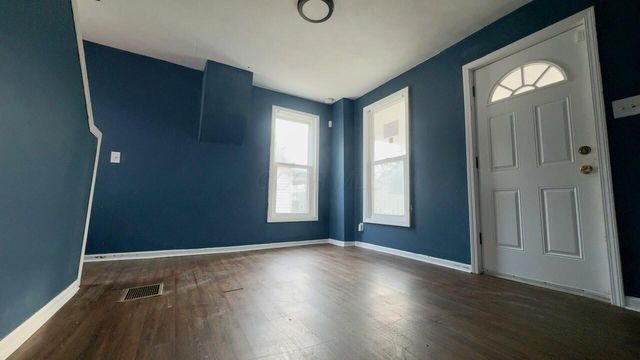 2670 Perdue Avenue, Columbus, OH 43211