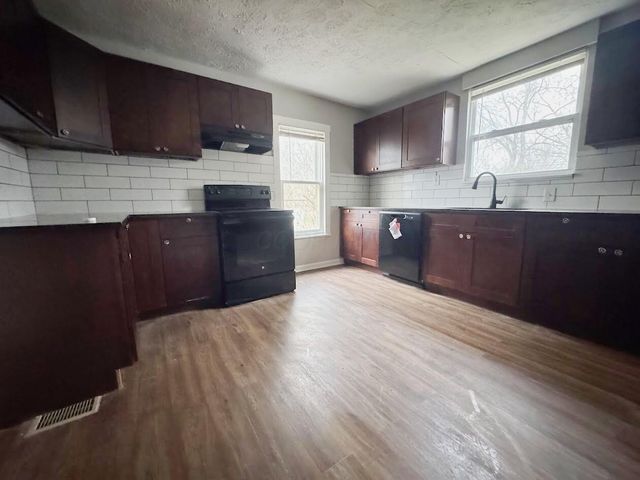 2670 Perdue Avenue, Columbus, OH 43211