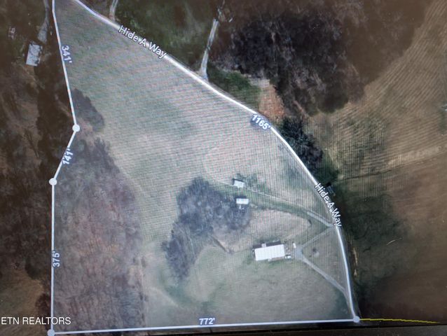 813 Hide A Way Rd, Dandridge, TN 37725