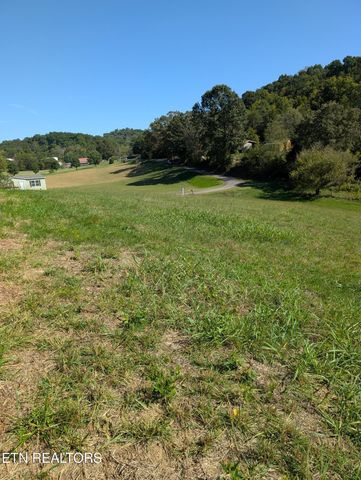 813 Hide A Way Rd, Dandridge, TN 37725