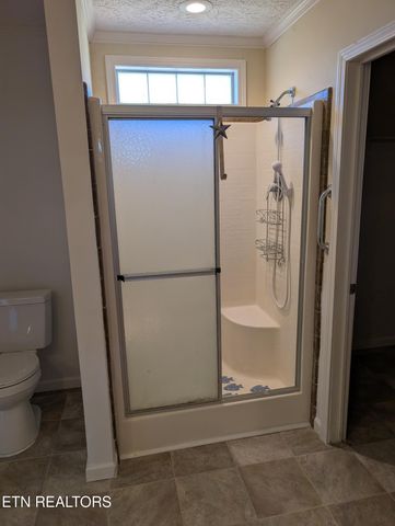 813 Hide A Way Rd, Dandridge, TN 37725