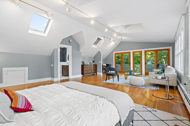 8 Wright St 2, Cambridge, MA 02138