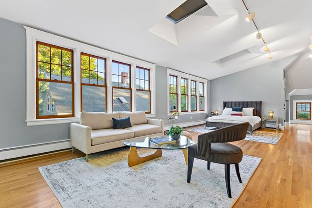 8 Wright St 2, Cambridge, MA 02138