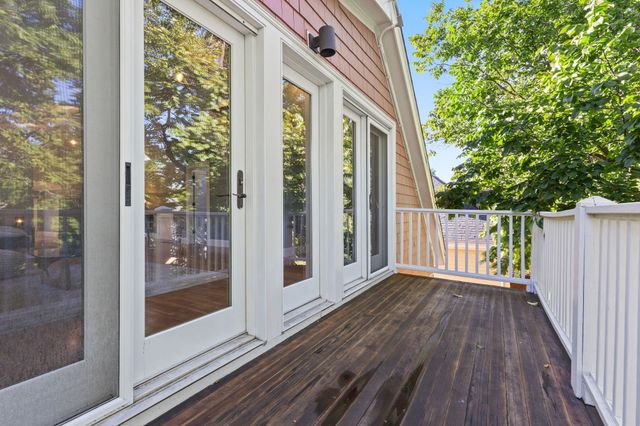 8 Wright St 2, Cambridge, MA 02138
