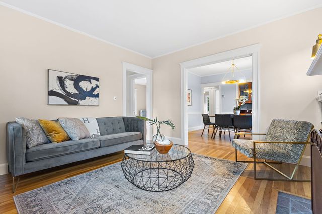 8 Wright St 2, Cambridge, MA 02138