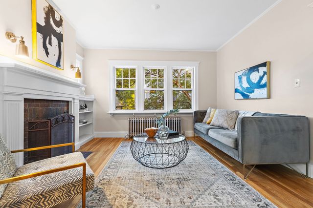 8 Wright St 2, Cambridge, MA 02138