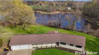 9901 Eastern Avenue Se, Gaines Twp, MI 49315