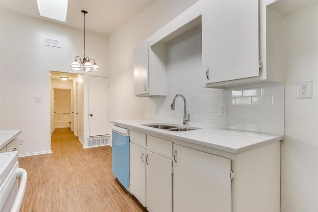 1824 Fairmount Avenue 1824, Fort Worth, TX 76110