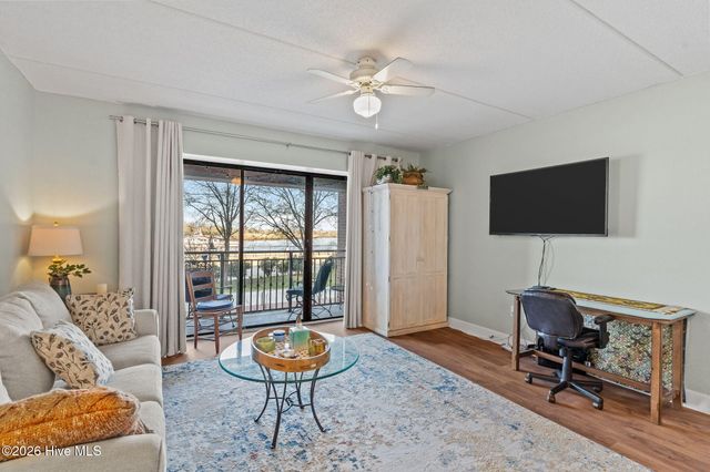 106 N Water Street 209, Wilmington, NC 28401