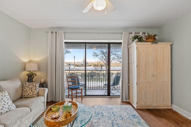 106 N Water Street 209, Wilmington, NC 28401