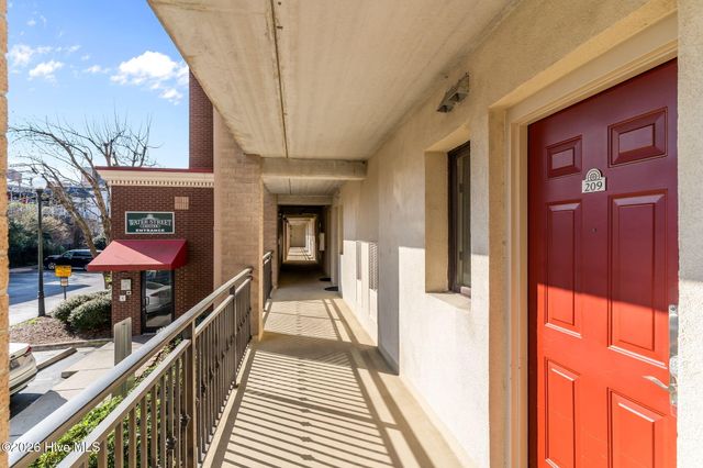 106 N Water Street 209, Wilmington, NC 28401