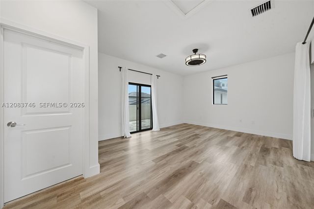 4519 NW 84th Ave, Doral, FL 33166