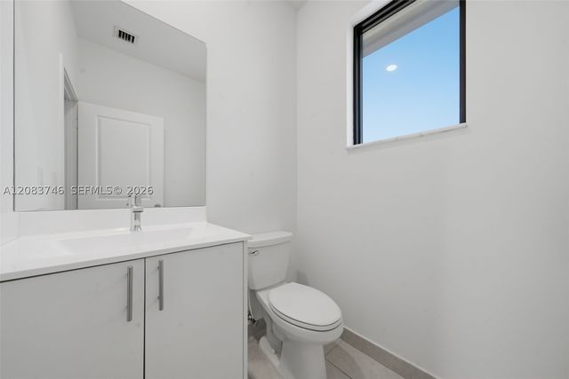 4519 NW 84th Ave, Doral, FL 33166