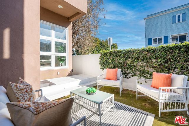 28 Westwind Street, Marina Del Rey, CA 90292