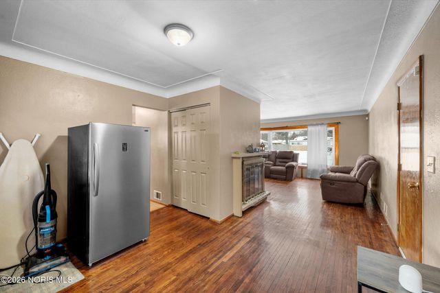 4834 Glen Oaks Drive, Toledo, OH 43613