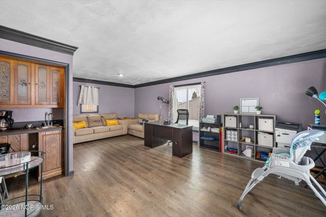 4834 Glen Oaks Drive, Toledo, OH 43613