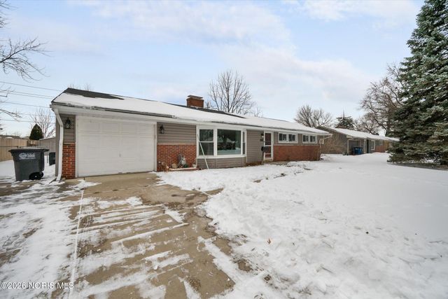4834 Glen Oaks Drive, Toledo, OH 43613