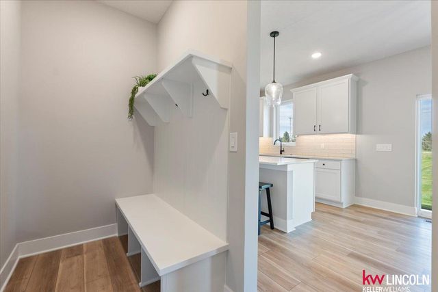 7308 N 10th Street, Lincoln, NE 68521