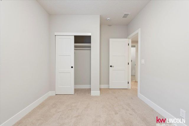 7308 N 10th Street, Lincoln, NE 68521