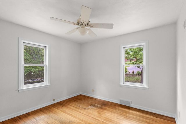 701 GLENWOOD CT, Columbia, MO 65203