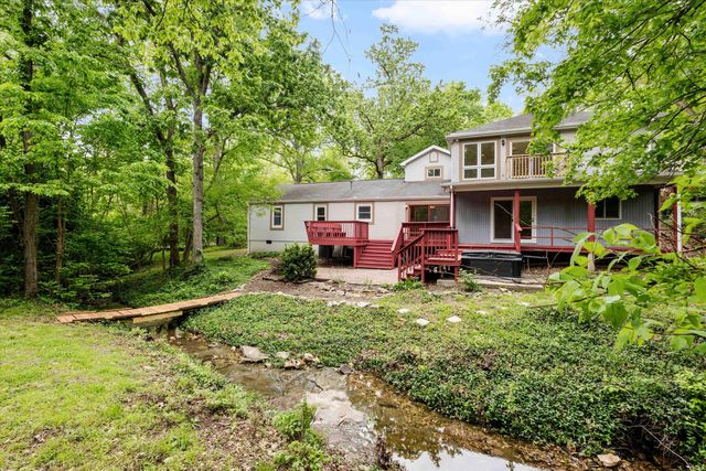 701 GLENWOOD CT, Columbia, MO 65203