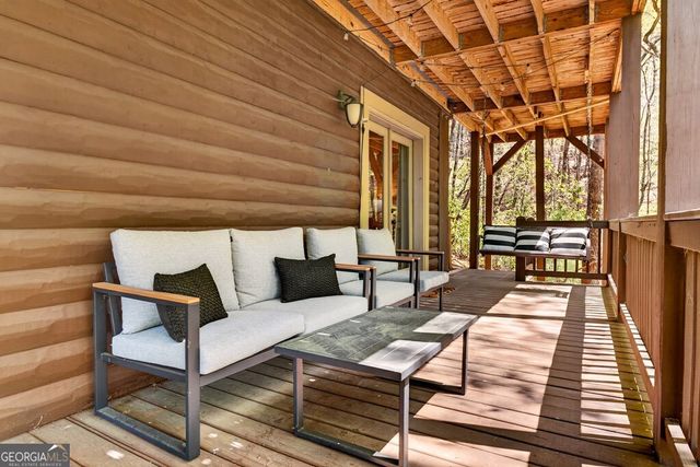 564 Weaver Creek Lane, Blue Ridge, GA 30513